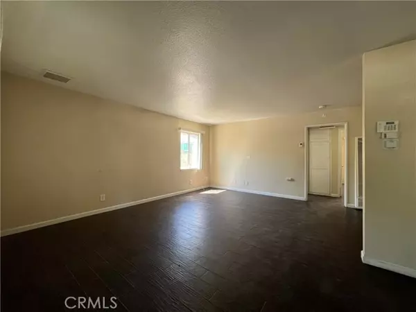 Palmdale, CA 93550,38609 32nd Street