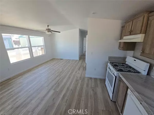 Garden Grove, CA 92843,13096 Blackbird #164