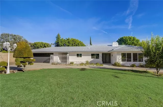 11200 Jellico Avenue, Granada Hills (los Angeles), CA 91344