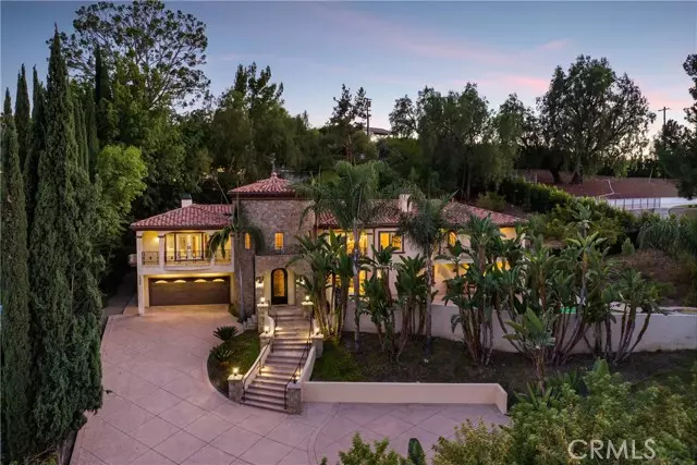 Tarzana (los Angeles), CA 91356,19554 Wells Drive