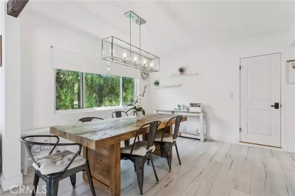 Woodland Hills (los Angeles), CA 91364,4922 Escobedo Drive