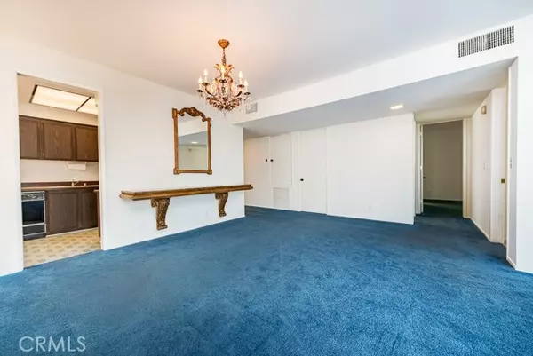 Sherman Oaks, CA 91403,14530 Benefit Street #205