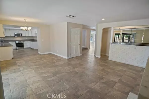 Lancaster, CA 93535,1311 Herzel