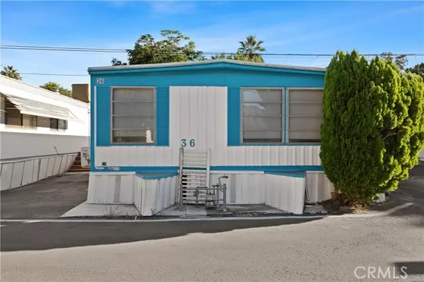 Sunland (los Angeles), CA 91040,10711 Sherman Grove #36