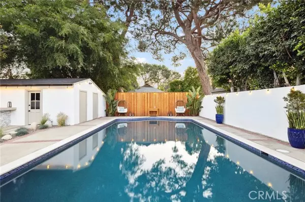 North Hollywood (los Angeles), CA 91606,6105 Bellingham Avenue