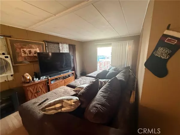 Rosamond, CA 93560,3300 15th Street #182