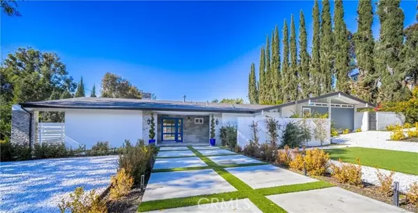 5105 Lubao Avenue, Woodland Hills (los Angeles), CA 91364