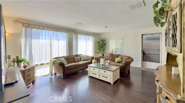 Chatsworth (los Angeles), CA 91331,20652 Lassen Street