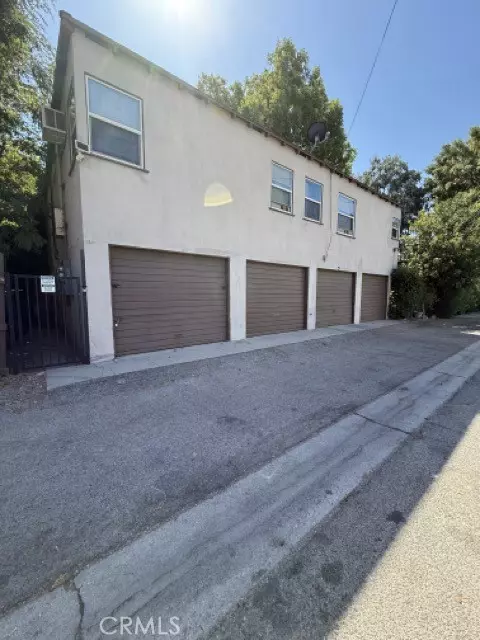 10945 Hesby, North Hollywood (los Angeles), CA 91601