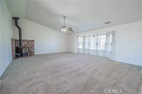 Pinon Hills, CA 92372,8825 Beekley