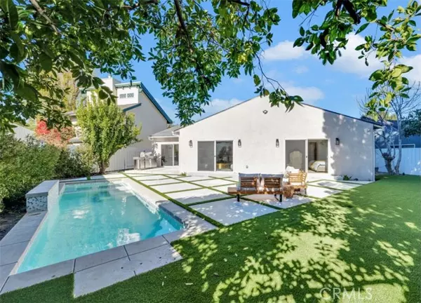 Encino (los Angeles), CA 91436,15436 Milbank Street