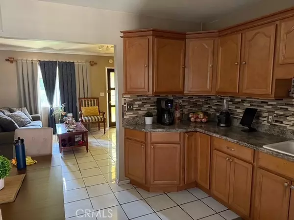 Sylmar (los Angeles), CA 91342,12796 Norris Avenue