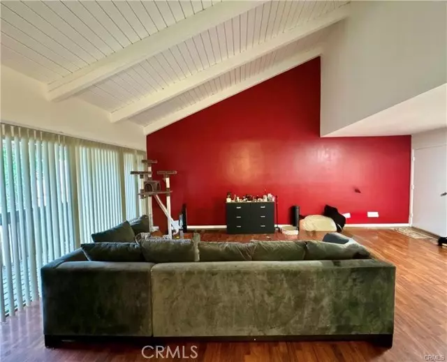 8601 International Avenue #271, Canoga Park (los Angeles), CA 91304