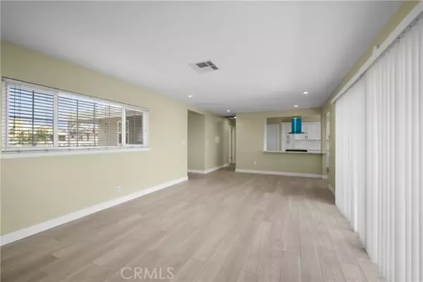 North Hollywood (los Angeles), CA 91605,12554 Lorne