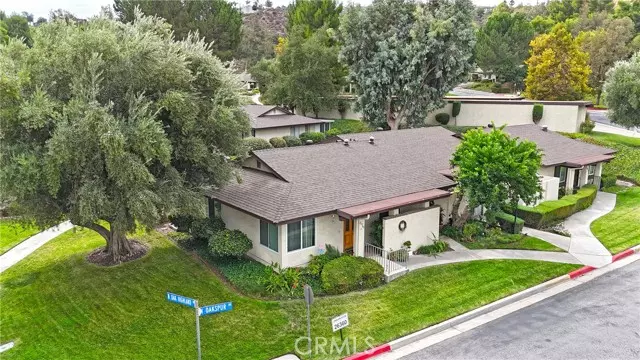 26360 OAKSPUR DR #A, Newhall (santa Clarita), CA 91321