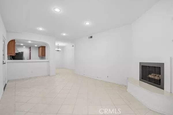 Encino (los Angeles), CA 91316,17914 Magnolia Boulevard #125