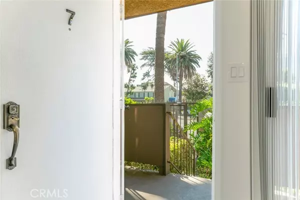 Van Nuys (los Angeles), CA 91405,14839 Sherman Way #7