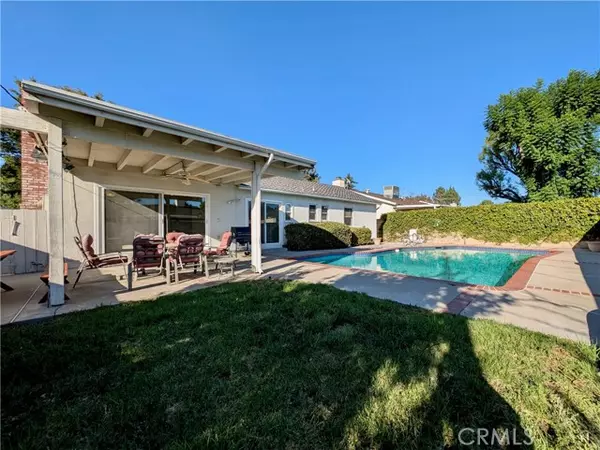 Northridge (los Angeles), CA 91324,18938 Prairie Street