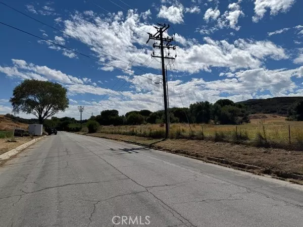 1 Vac/Kiptree Dr/Vic Deerbank, Elizabeth Lake, CA 93532