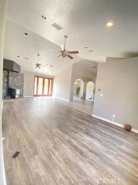 Lancaster, CA 93536,48240 80th
