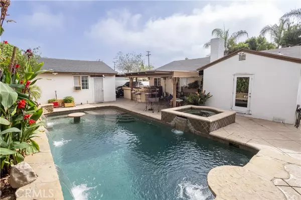 Arleta (los Angeles), CA 91331,13021 Crowley Street