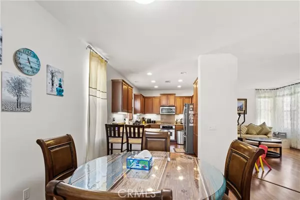 Newhall (santa Clarita), CA 91350,20425 Victory