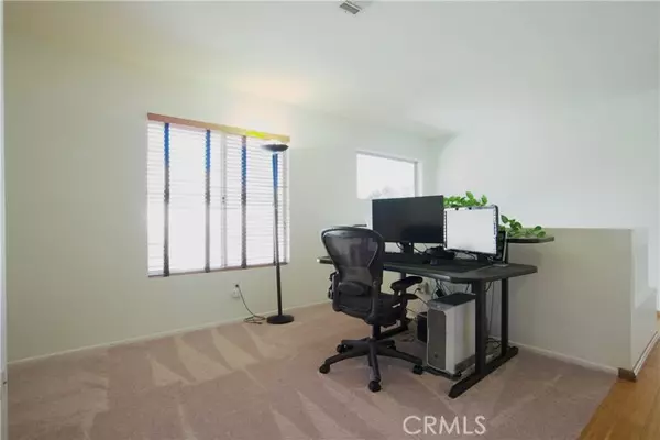 Canyon Country (santa Clarita), CA 91351,20009 Tanager Court