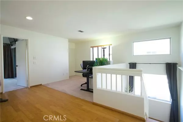 Canyon Country (santa Clarita), CA 91351,20009 Tanager Court