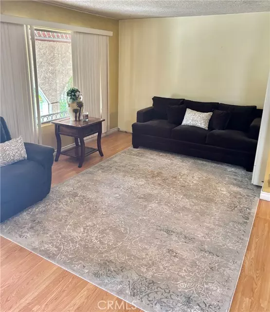 Pacoima (los Angeles), CA 91331,10200 Rincon Avenue