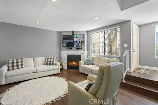 21720 Hart #9, Canoga Park (los Angeles), CA 91303