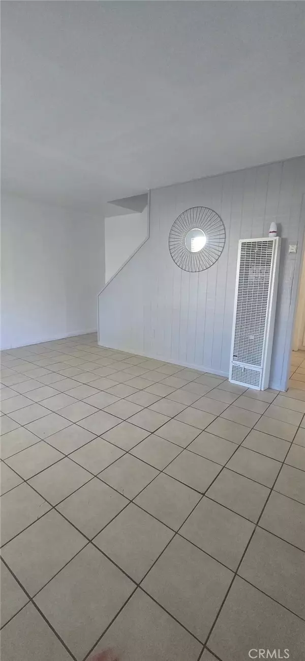 Lancaster, CA 93534,44043 Hoban Avenue