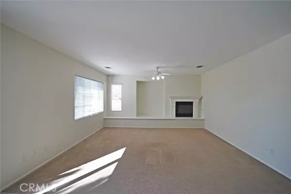 Valencia (santa Clarita), CA 91355,27937 Alta Vista