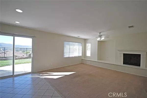 Valencia (santa Clarita), CA 91355,27937 Alta Vista