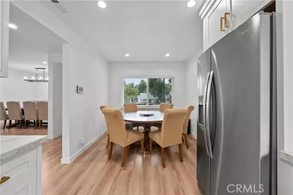 Glendale, CA 91214,5042 Carolyn Way