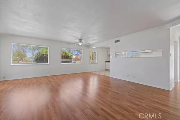 Lancaster, CA 93534,45157 16th