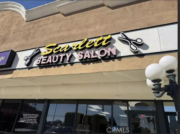 Los Angeles, CA 91406