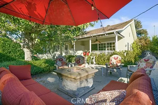 Los Angeles, CA 91406,6941 Louise Avenue