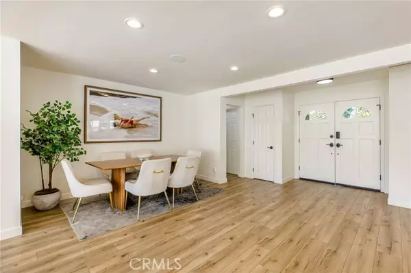 Granada Hills (los Angeles), CA 91344,16020 Celtic Street