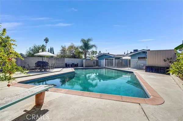 7628 Bluebell, North Hollywood (los Angeles), CA 91605