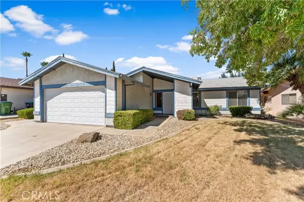 39221 Foxholm Drive, Palmdale, CA 93551