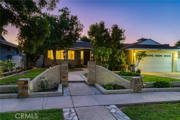 10049 Langdon, San Fernando, CA 91345