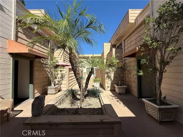 Chatsworth (los Angeles), CA 91311,9900 Jordan #62