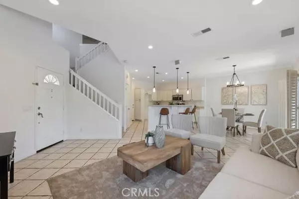 Simi Valley, CA 93065,525 Yarrow