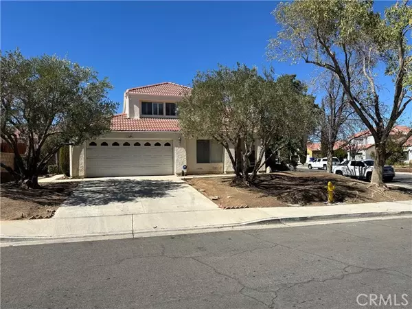 38339 San Mateo Avenue, Palmdale, CA 93551