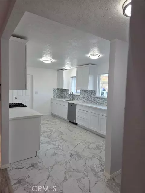 Barstow, CA 92311,37142 Camarillo