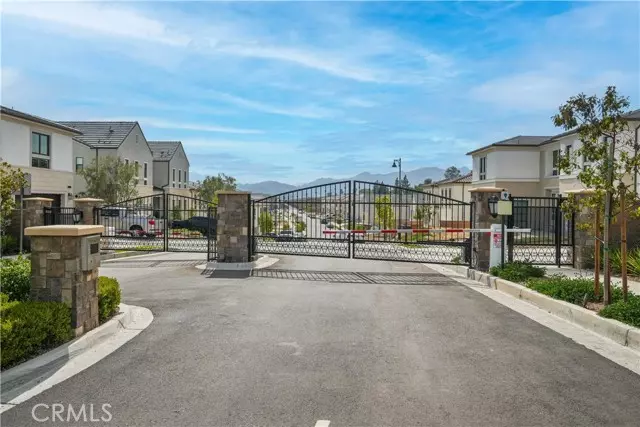 20568 Edgewood, Chatsworth (los Angeles), CA 91311