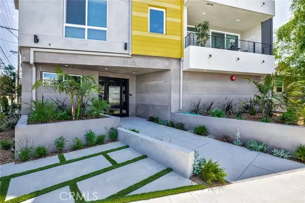 Studio City (los Angeles), CA 91602,10718 Acama Street #401