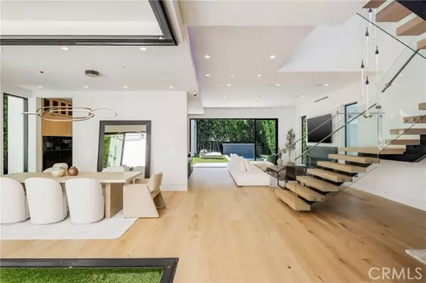 Sherman Oaks, CA 91403,14822 Hesby Street