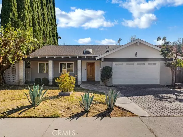 7650 Faust, West Hills (los Angeles), CA 91304