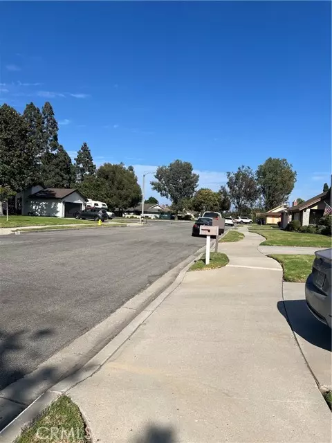 Camarillo, CA 93010,166 Bramble Court